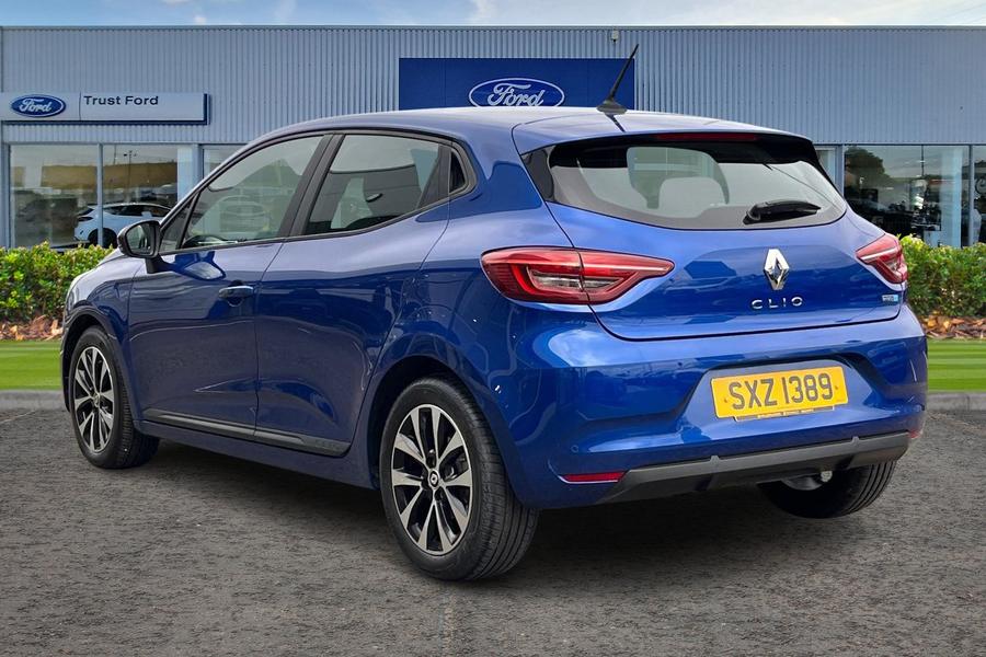 Renault CLIO Photo autoimg-090342c9f3857c3464934436566ee5a9767c03ca.jpg