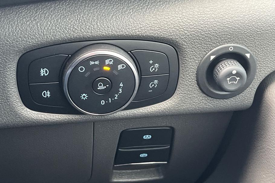 Used Ford E-TRANSIT 22