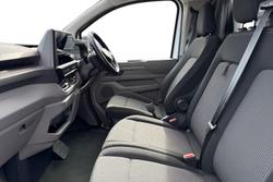 VOLKSWAGEN E-Transporter Photo 2