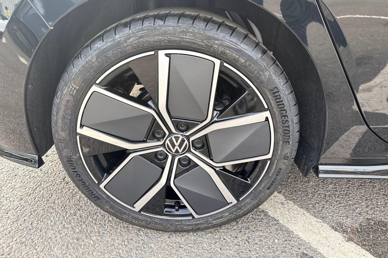Volkswagen GOLF Photo 33