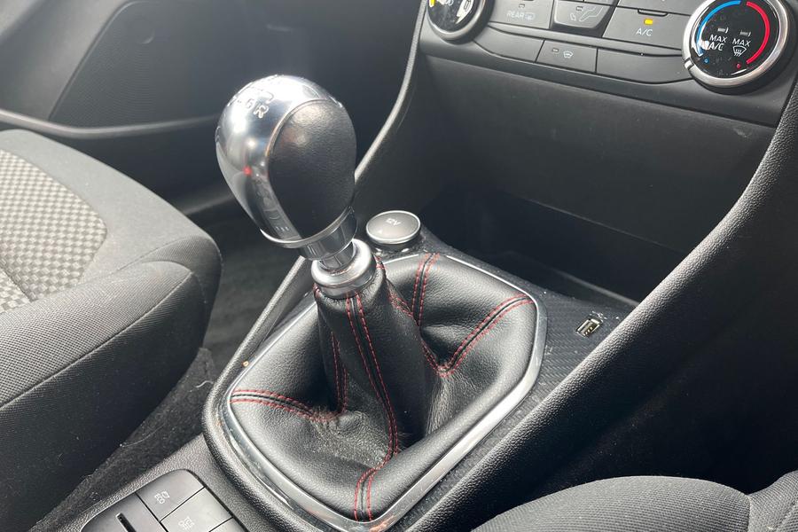 Ford FIESTA Photo autoimg-090e298ea02d64f503b349aadeb7b0413142c0bd.jpg