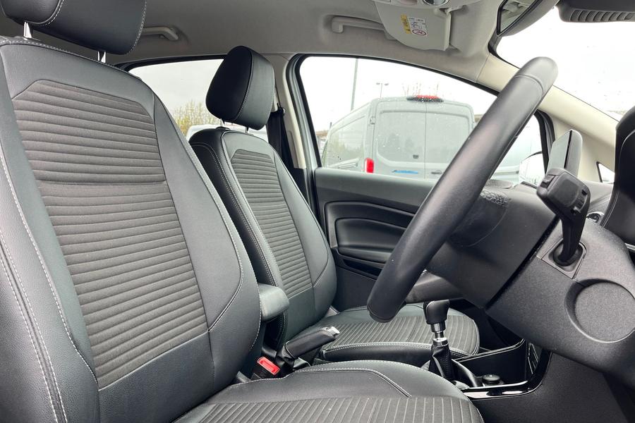 Ford ECOSPORT Photo autoimg-0910b870aeb983489453faa966cd414da6e05897.jpg