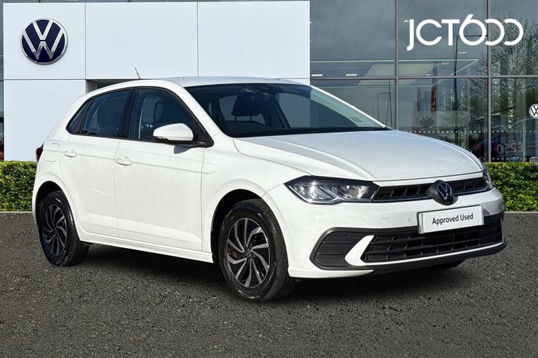 Used 2022 VOLKSWAGEN Polo 1.0 TSI Life Hatchback 5dr Petrol Manual Euro 6 (s/s) (95 ps) White at JCT600