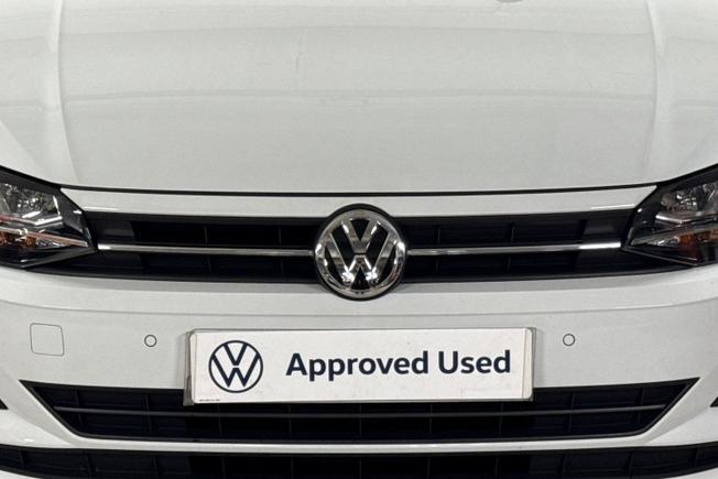 VOLKSWAGEN Polo Photo 29