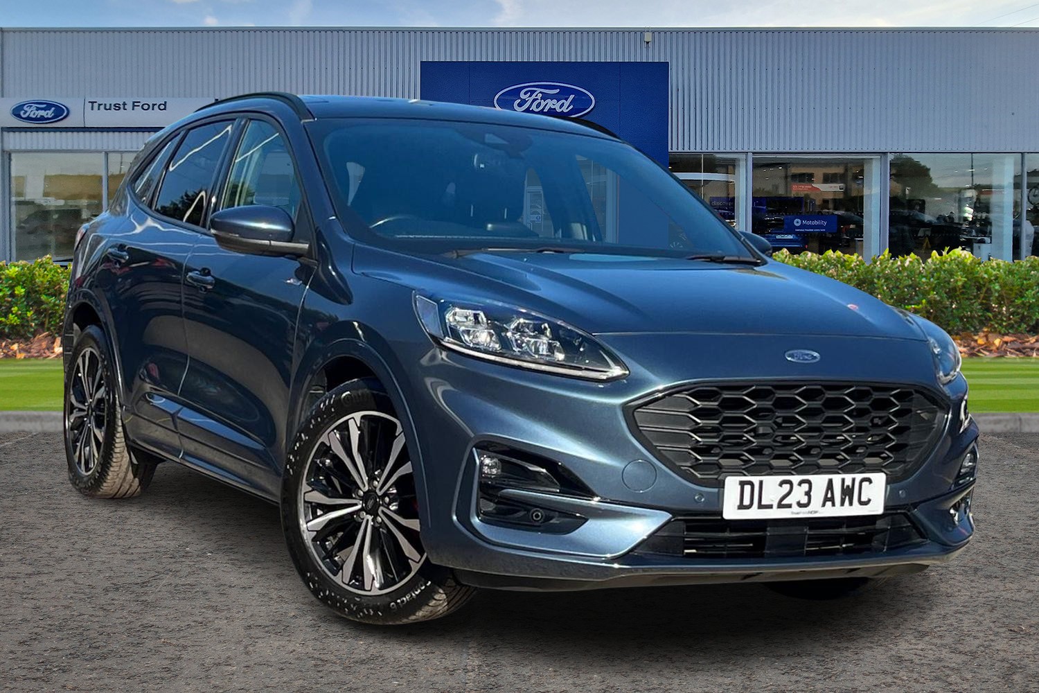 2023 Ford Kuga