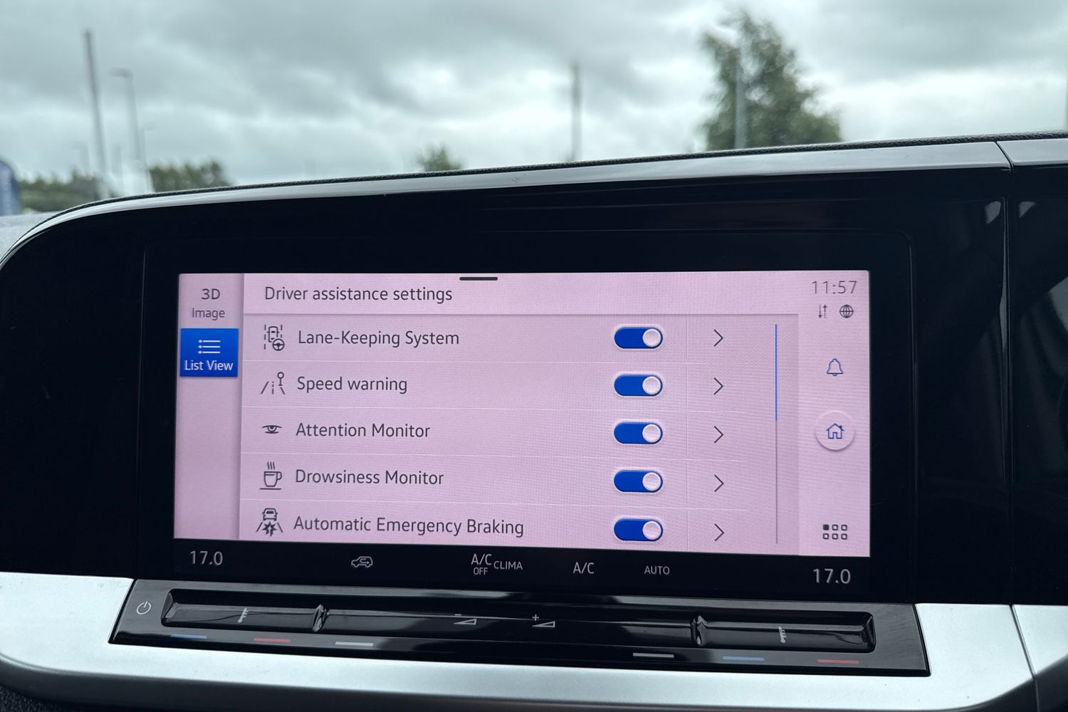 Ford TRANSIT CONNECT Photo 31