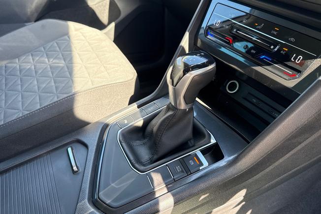VOLKSWAGEN Tiguan Photo 28