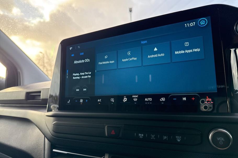 Used Ford TRANSIT CUSTOM 24