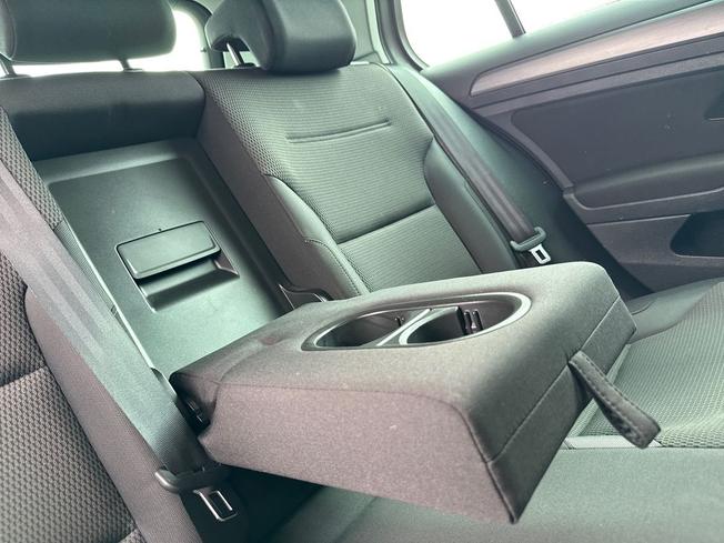 Volkswagen Golf Photo 24