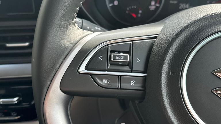 Used Suzuki Swift WD25LDX 15