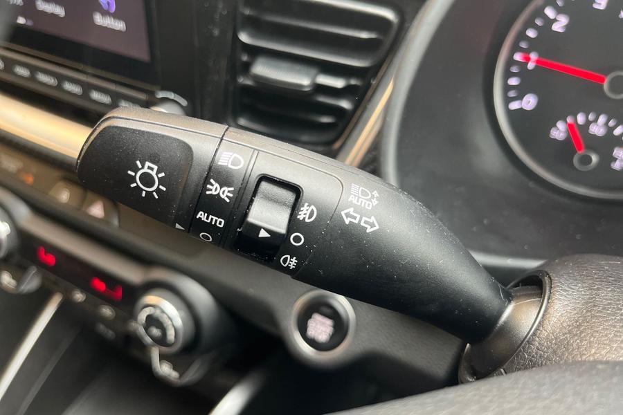 Kia Stonic Photo autoimg-0925bae1bb5b8dd00060c7ddc9ec24a34bfe8d24.jpg