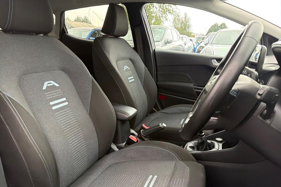 Ford Fiesta Photo autoimg-092c02e149662c5b97d67291892eb4f445cc1244.jpg