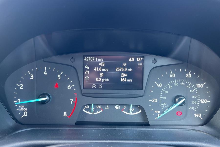Ford FIESTA Photo autoimg-092d442f1e369d986c8134c82b360655fe5f8e33.jpg