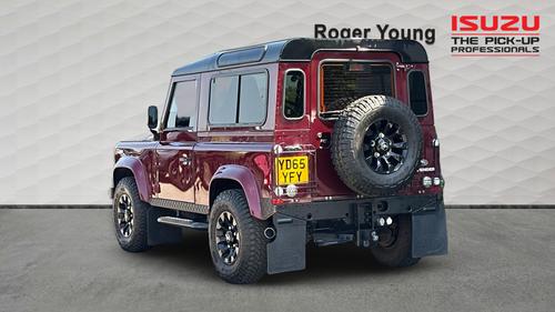 Land Rover Defender Photo autoimg-0930f26ba486062db2ed4fbfc5ef42c95b382467.jpg