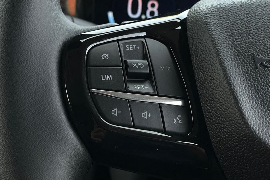 Ford Transit Custom Photo autoimg-09342a03bc84c377b96c0db85a952382f4c28682.jpg