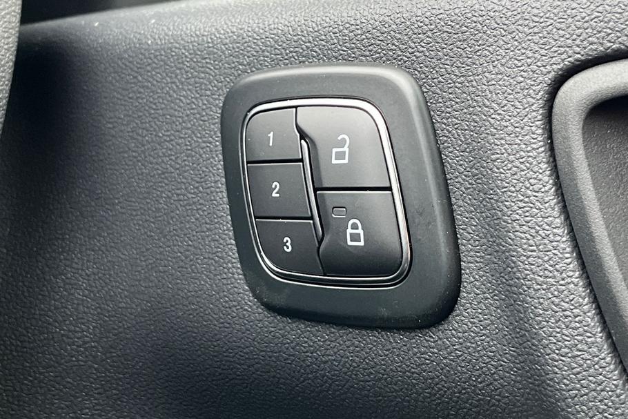 Used Ford Kuga WR25BYS 37