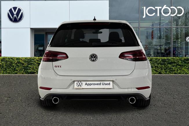 VOLKSWAGEN Golf Photo 7
