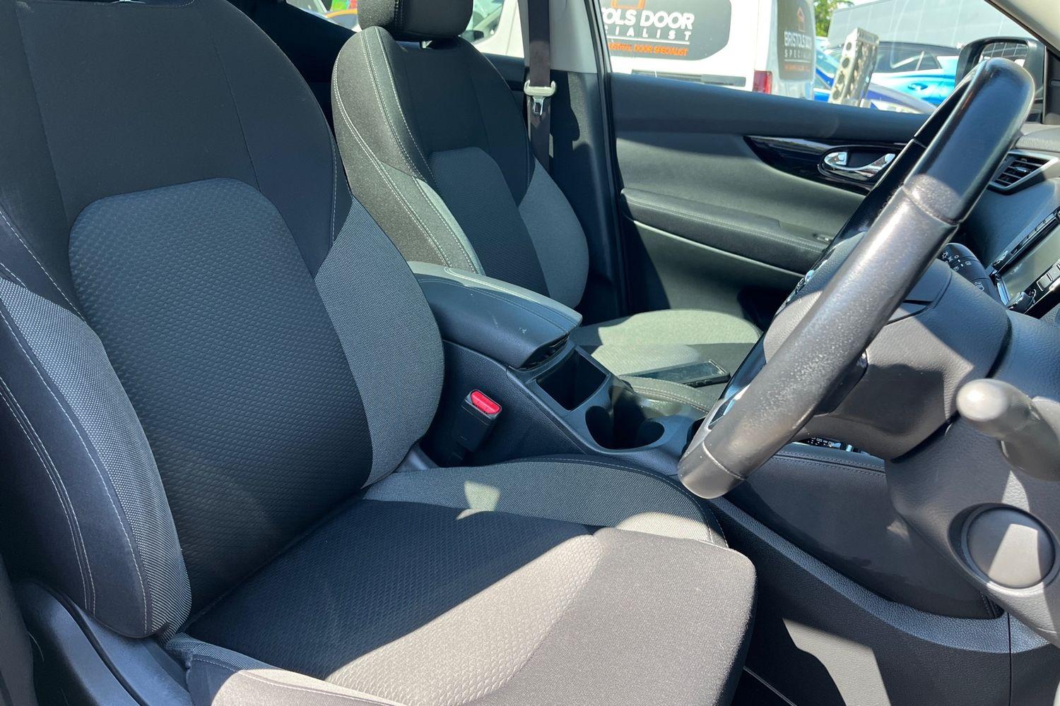 Nissan Qashqai Photo 16