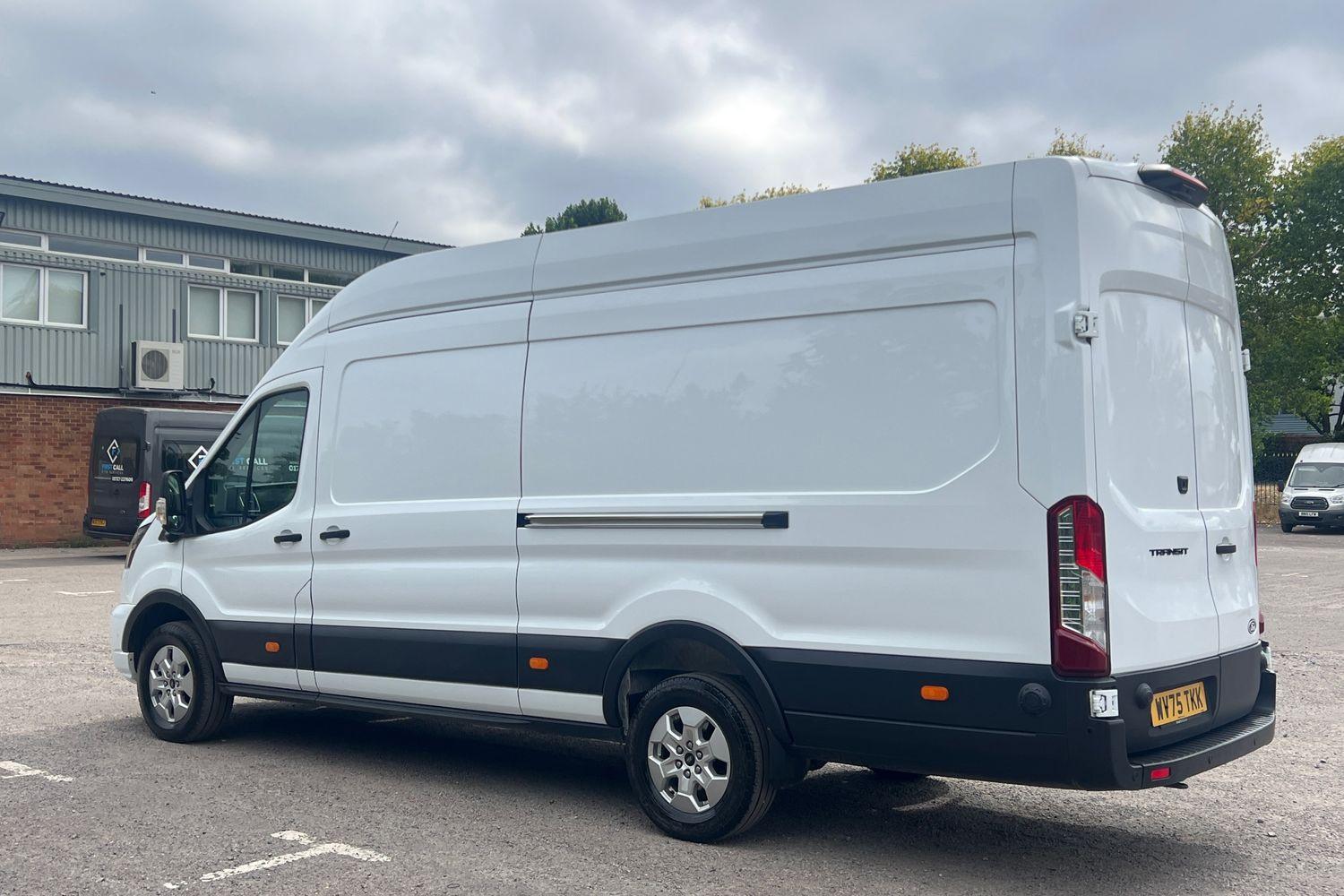 Ford TRANSIT Photo 24
