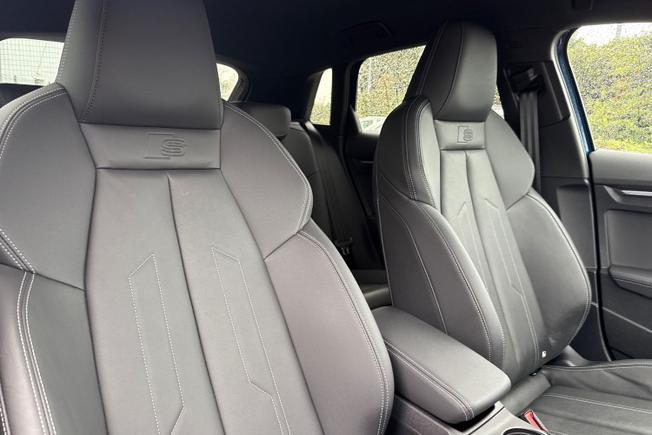 AUDI A3 Photo 32