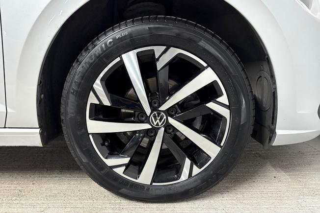 VOLKSWAGEN Polo Photo 5