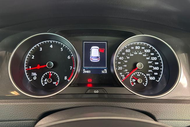 VOLKSWAGEN Golf Photo 15