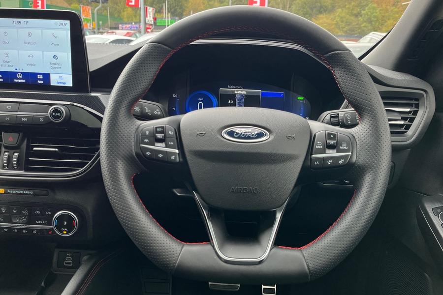Ford Kuga Photo autoimg-0963a46ff3875e11ed9c6651473cfc9d798b5fd4.jpg