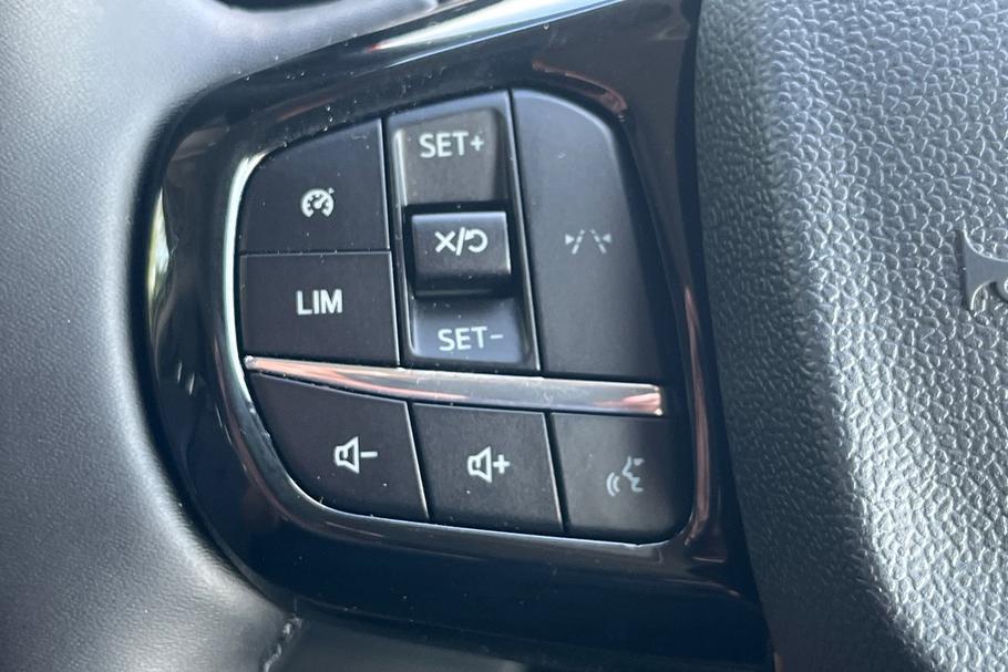 Used Ford E-TRANSIT CUSTOM WR26OFD 29