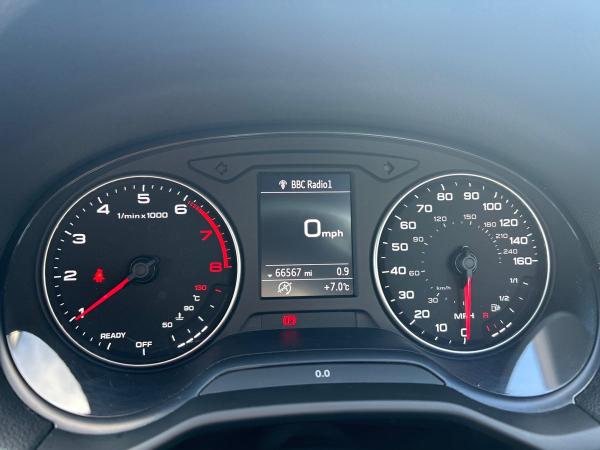 Audi Q2 Photo autoimg-096c2e8a8afb3e4f3241f0e530fefc2d589bc6ed.jpg