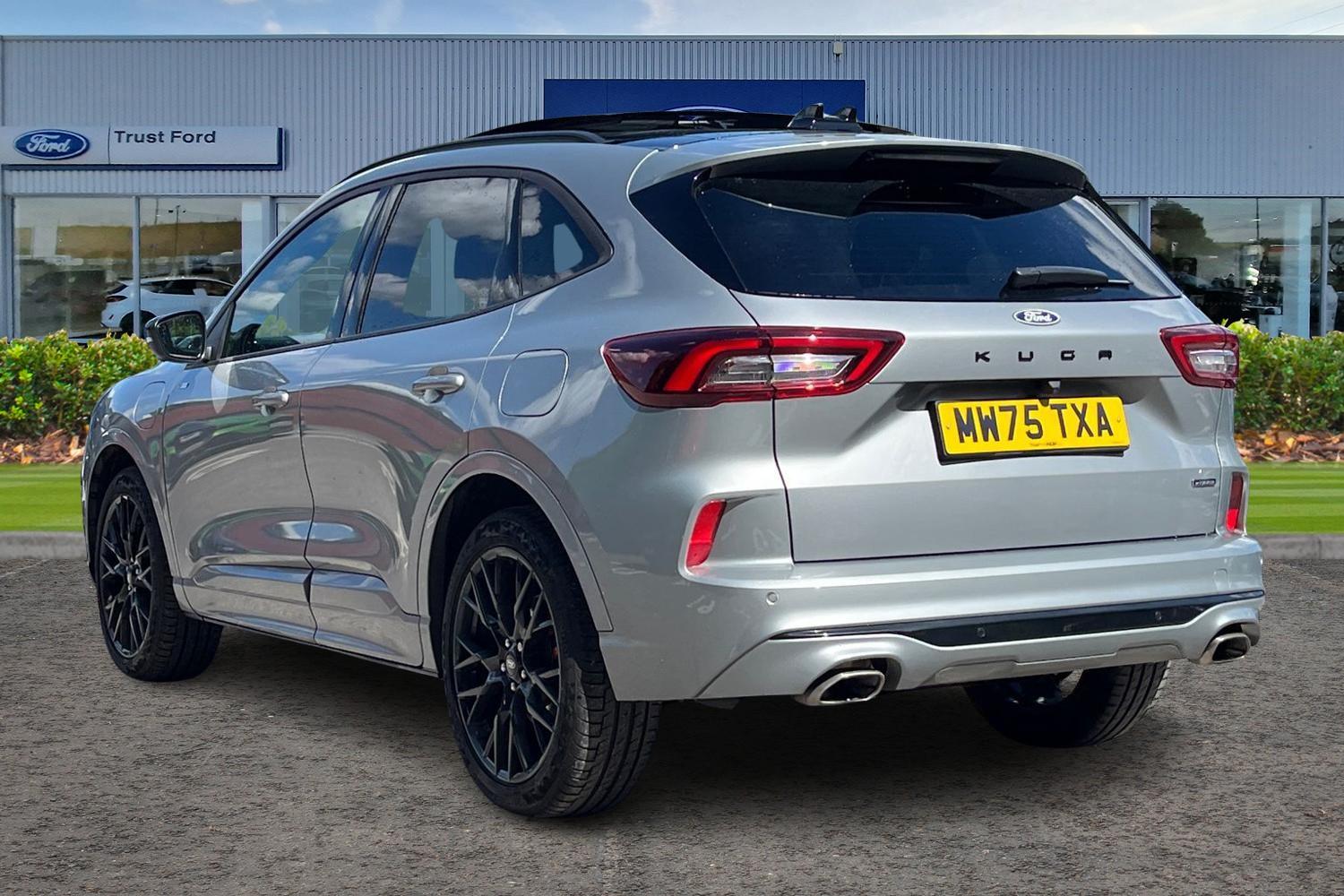 Ford Kuga Photo 1