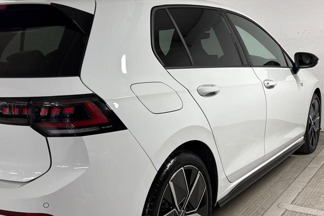 Volkswagen Golf Photo 28