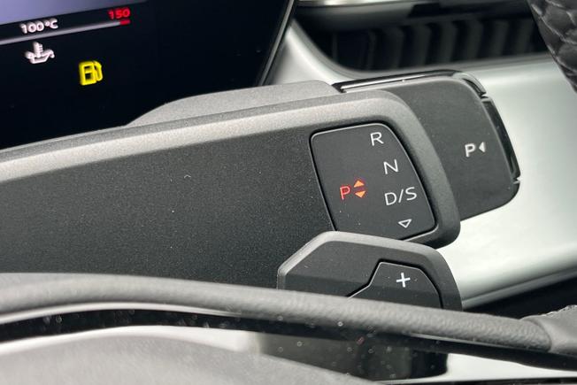 AUDI Q3 Photo 31