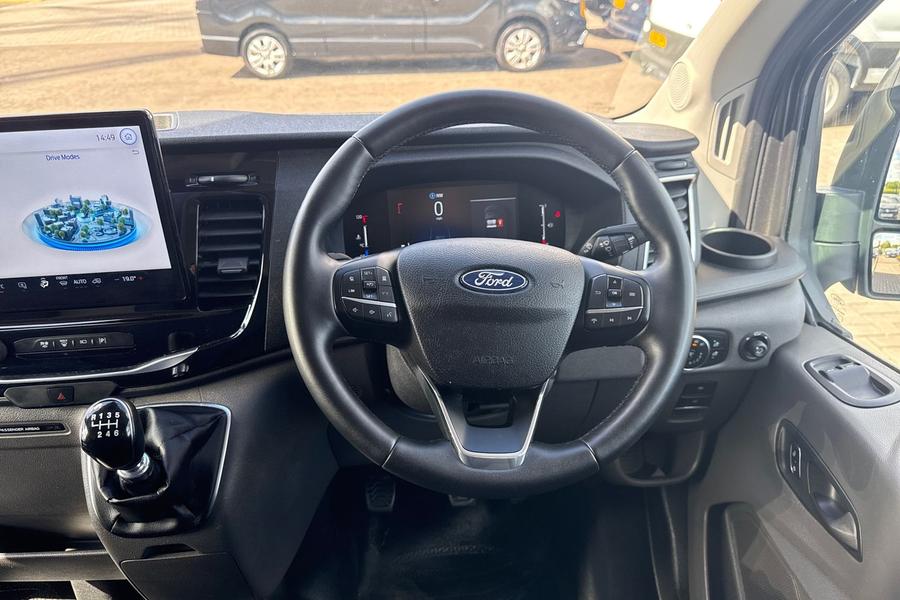 Ford TRANSIT Photo autoimg-09776a3fe26f86fcce10915b3eae8a5d481ed168.jpg