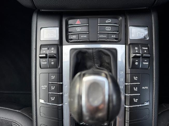 Porsche Macan Photo 37