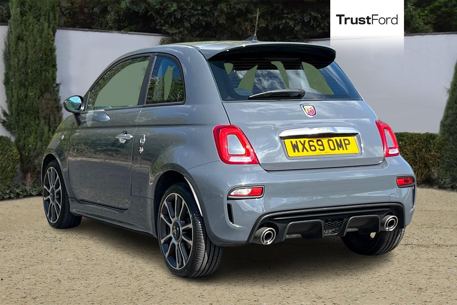 Abarth 595 Photo 1