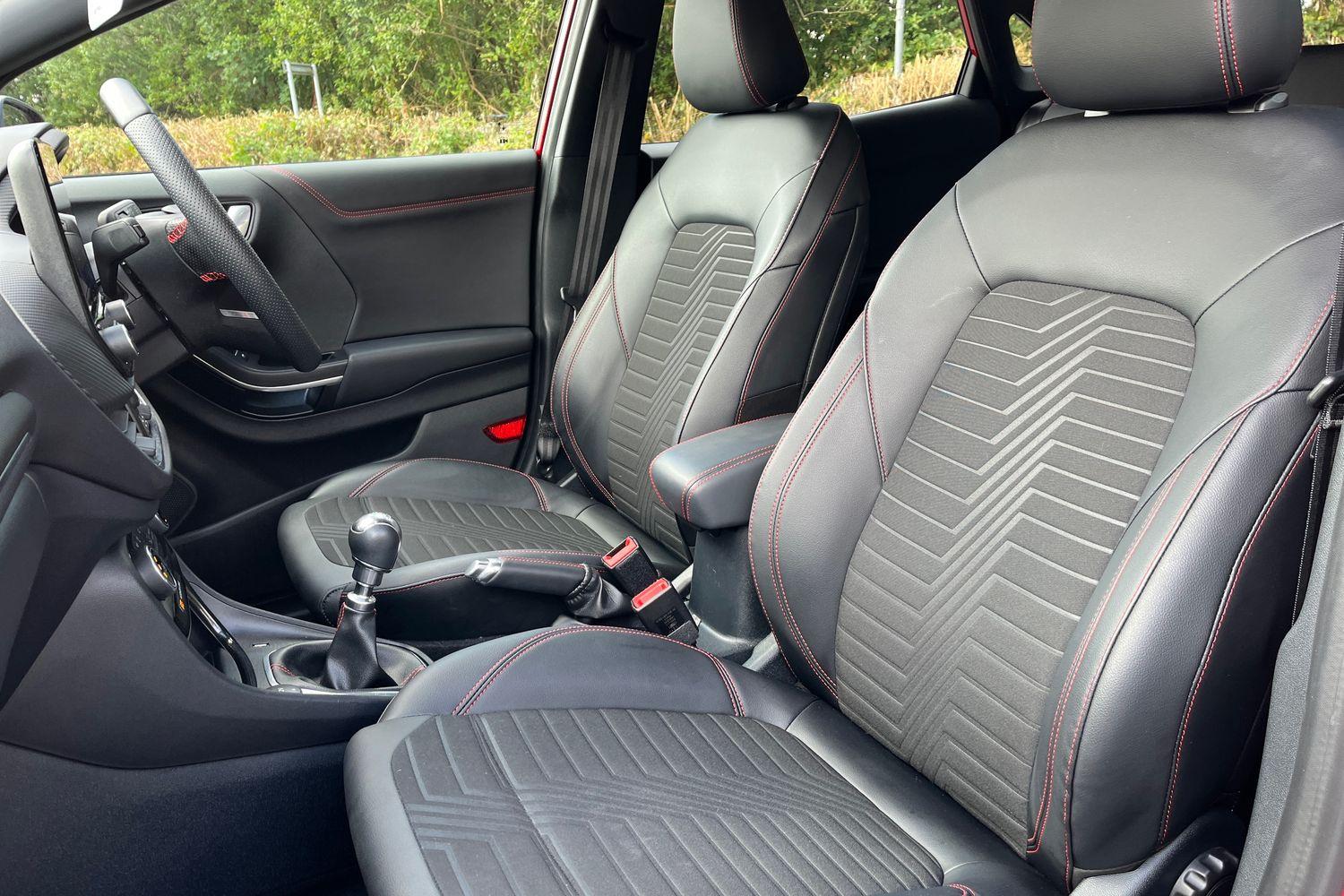 Ford PUMA Photo 18