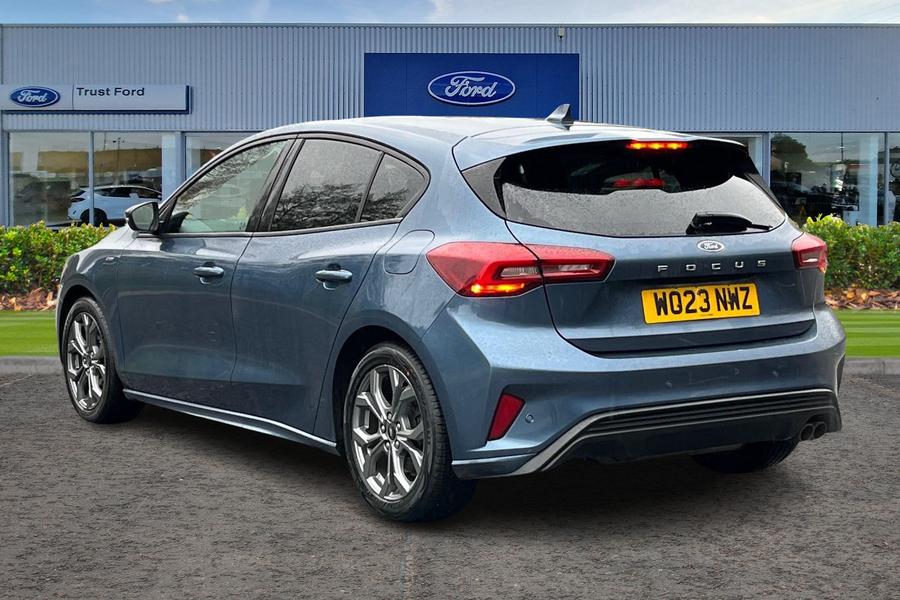 Ford FOCUS Photo autoimg-097c5343c9f070c7e34758c9bda5e8726a2ed049.jpg