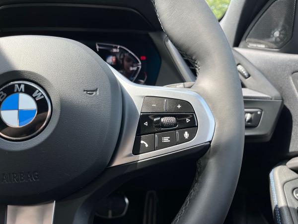 BMW 1 Series Photo autoimg-097ee526eedd8b556d3360d6ea68106b3fb5ca2e.jpg