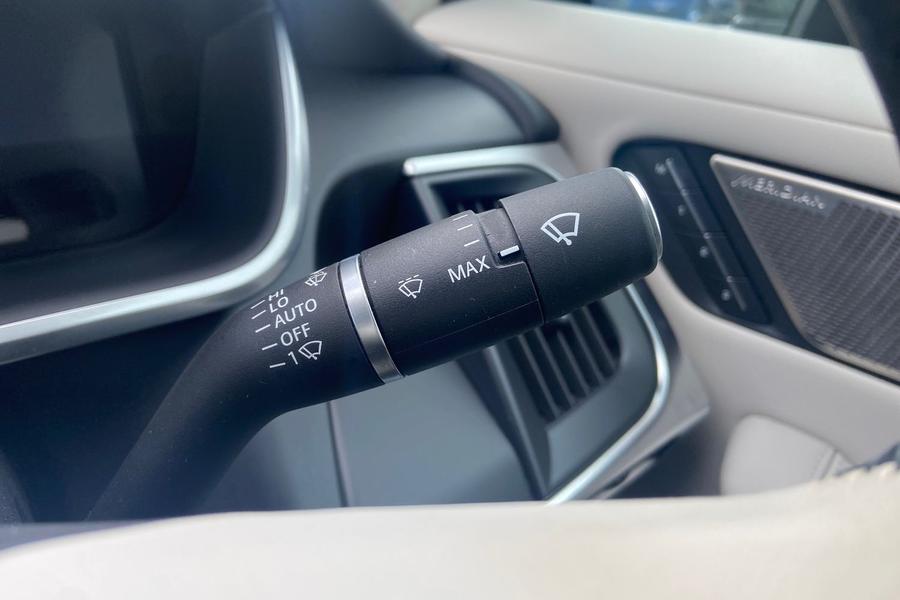 Jaguar I-PACE Photo autoimg-0981ccedbc3e1ac709ed1d6c883e7f8329bf5dd0.jpg