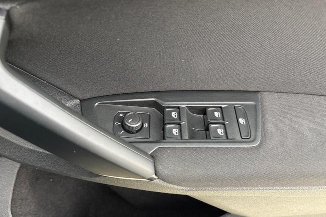VOLKSWAGEN Tiguan Photo 28