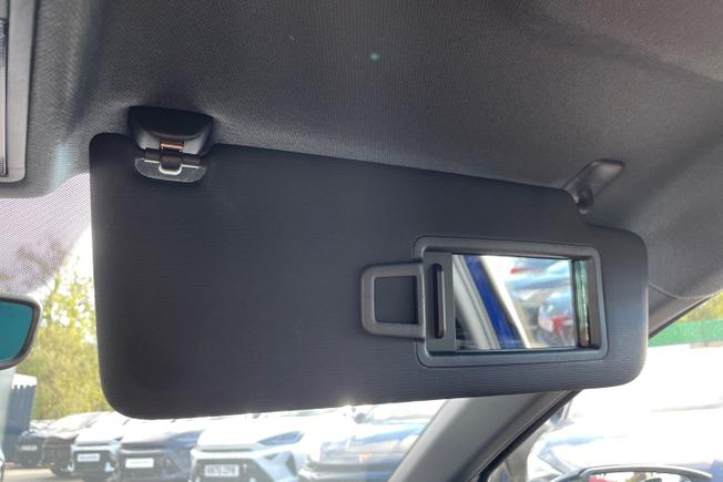 SEAT Ibiza Photo 37