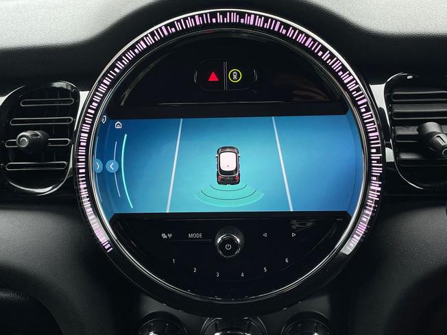 MINI Hatch Photo 44