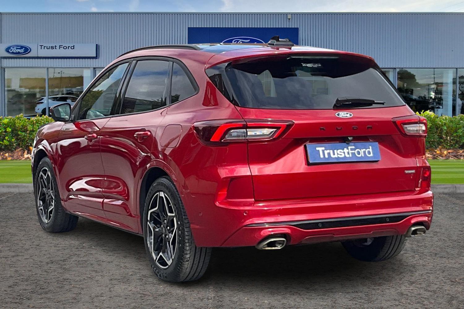Ford KUGA Photo 1