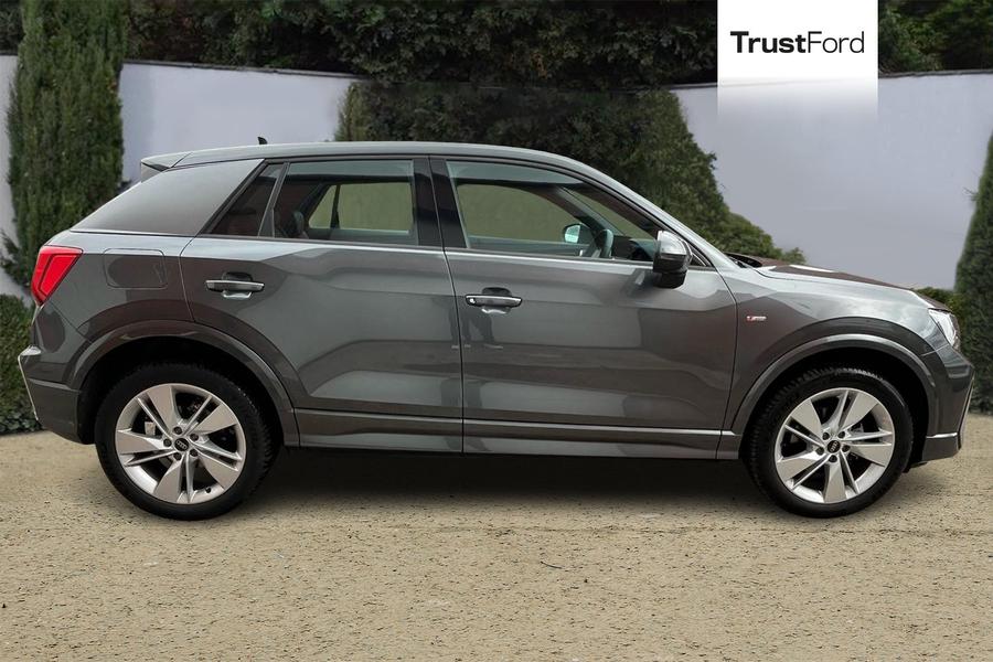 Audi Q2 Photo autoimg-0991dd4d29c66bfacfd957225f7c61a5b84261c3.jpg