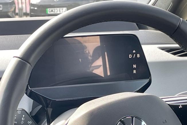 VOLKSWAGEN ID.3 Photo 15