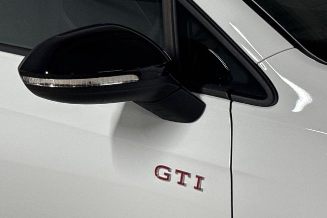 Volkswagen Golf Photo 20