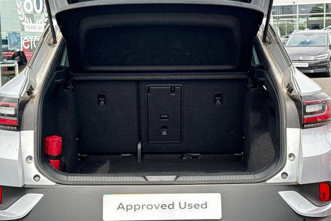 Volkswagen ID.4 Photo 12