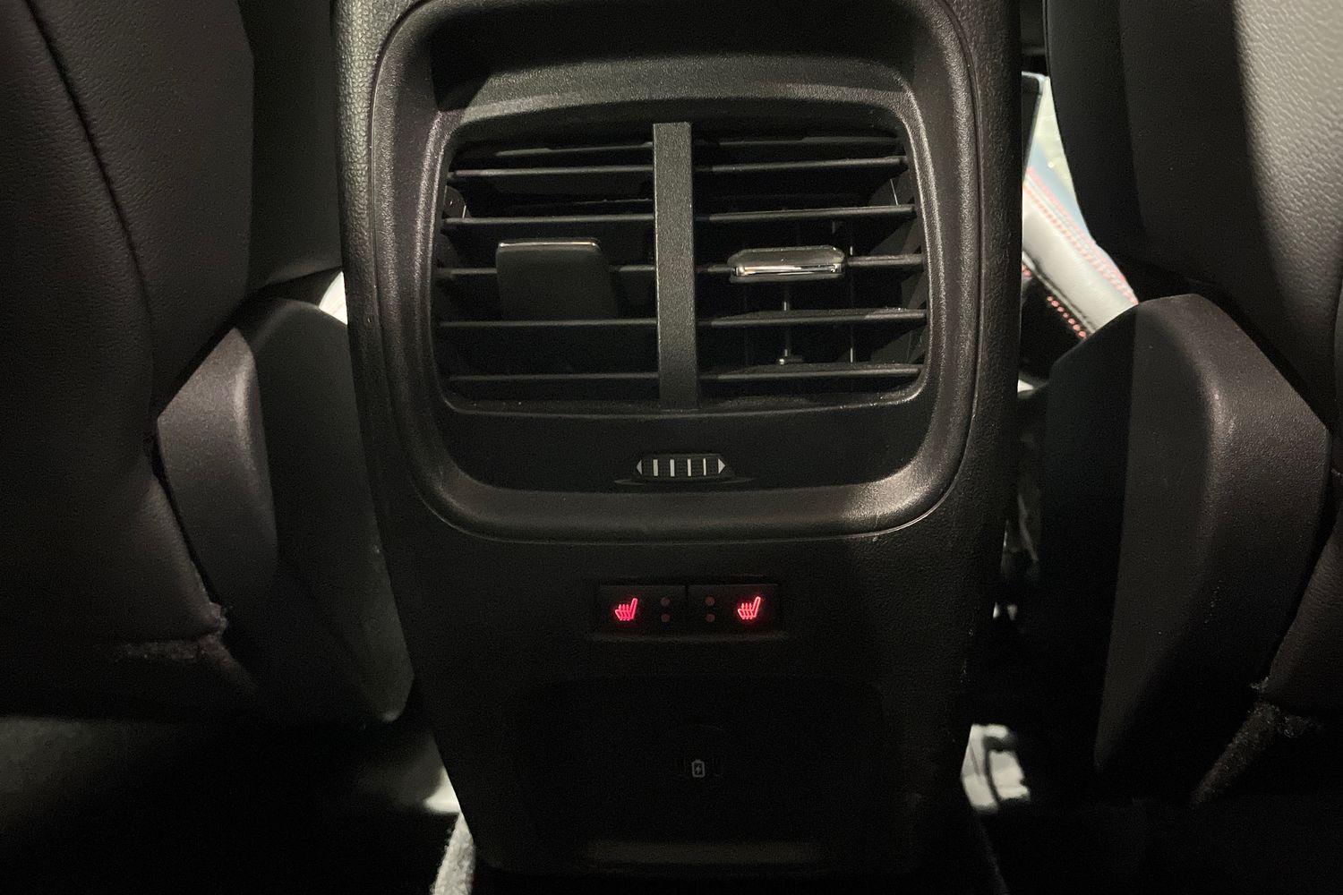 Ford KUGA Photo 43
