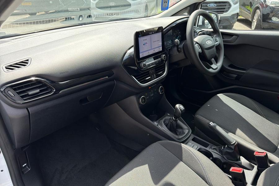 Ford FIESTA Photo autoimg-09954ee635ed1ccd2c14d37a7bd9f19d4879220c.jpg