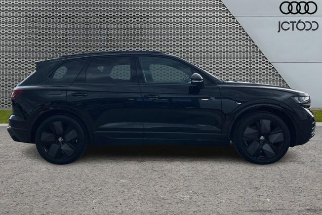 VOLKSWAGEN Touareg Photo 4